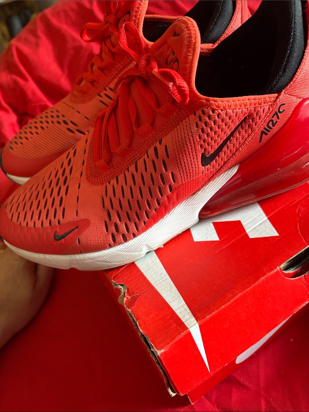 Nike men/women Red Mesh Lace-Up Sneakers - Picture 2 of 3